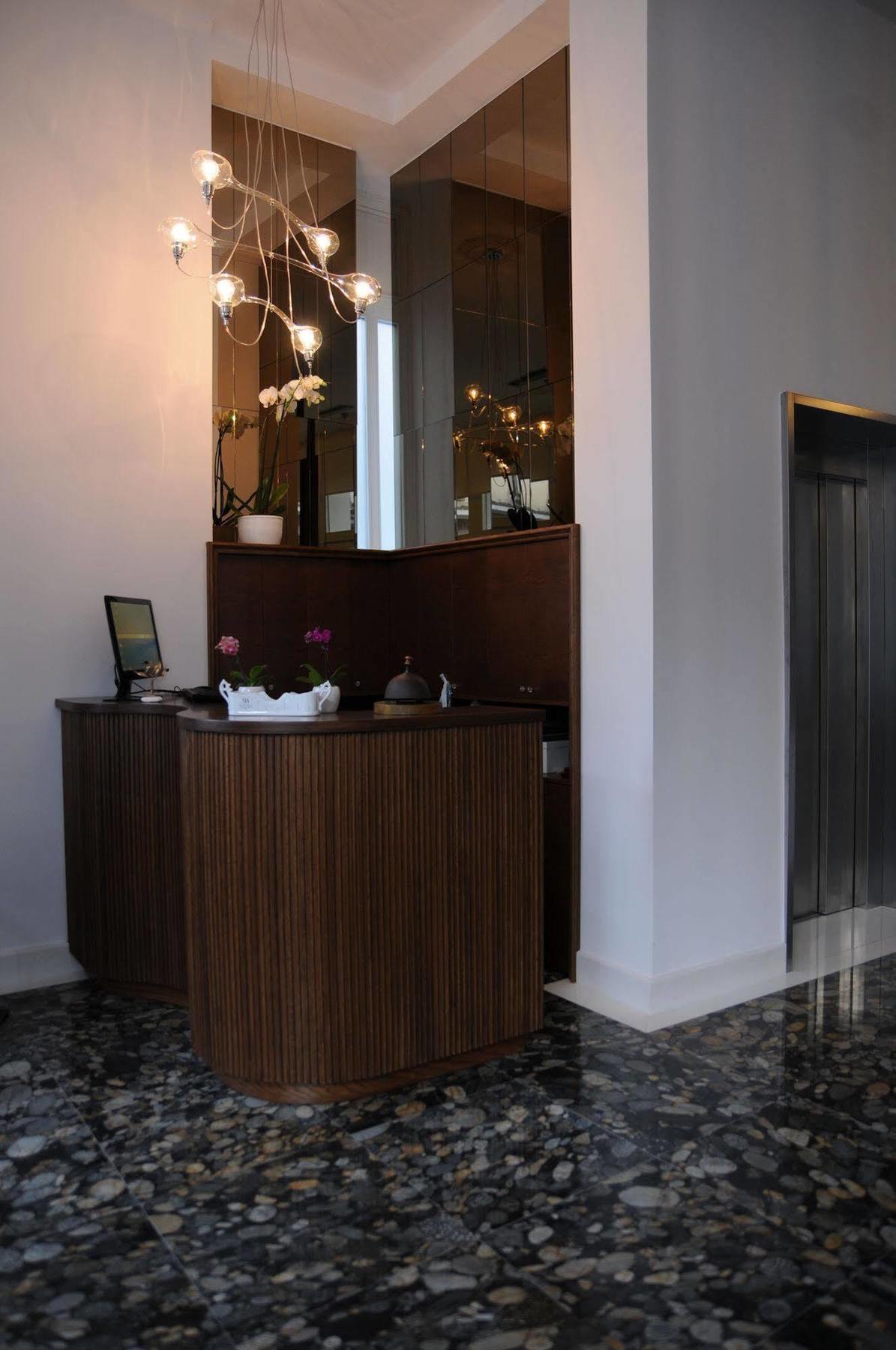 Hotel Metropolis Janina Zewnętrze zdjęcie